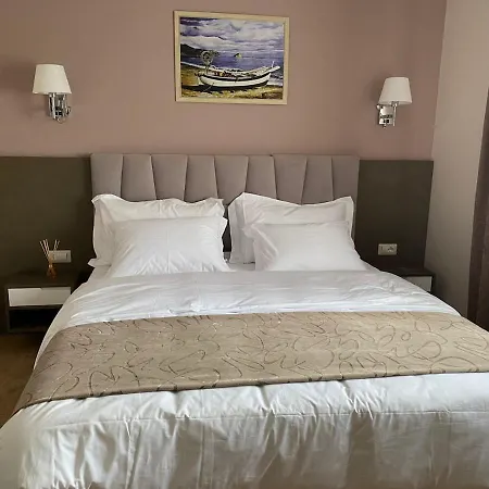 Hotel Doanesia Premium & Tirana