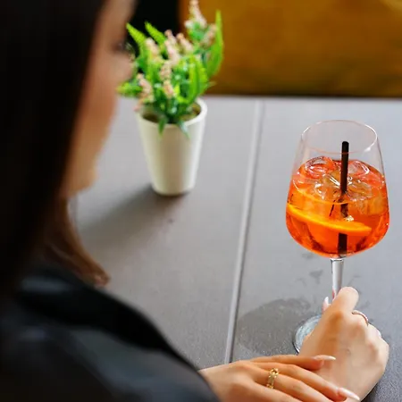 ホテル Doanesia Premium & 4*