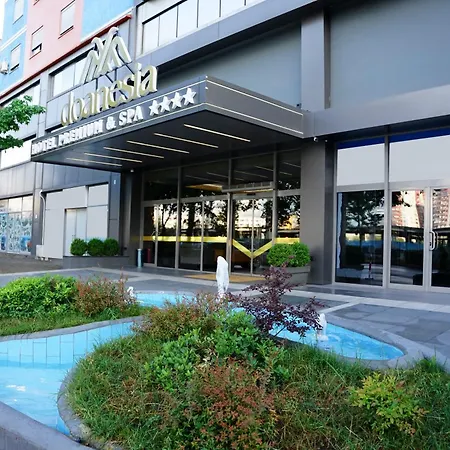 فندق Doanesia Premium & 4*