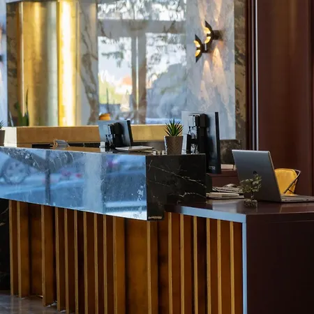 Doanesia Premium & 4*