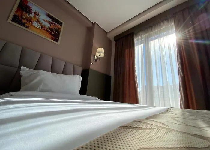 Doanesia Premium & Hotel 4*