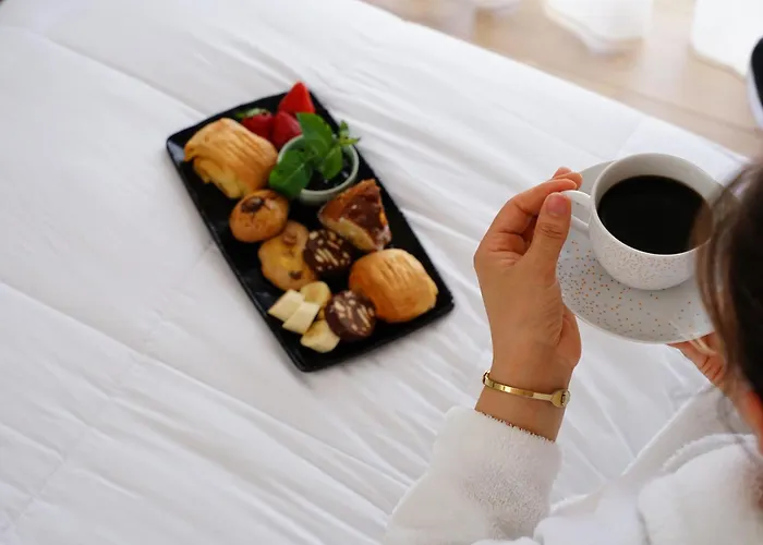 Doanesia Premium & فندق 4*